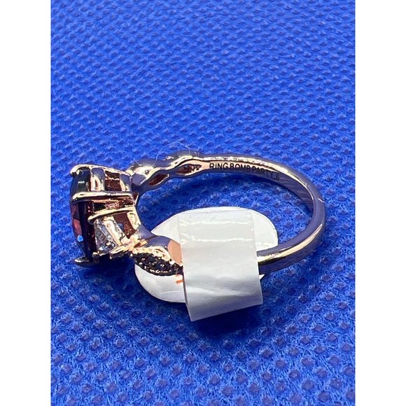 Ring Bomb Party Ring, NWOT, Size 6 Tag still attached - Picture 7 of 7
